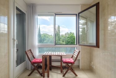 Lumineux appartement 4 pièces avec piscine intérieure