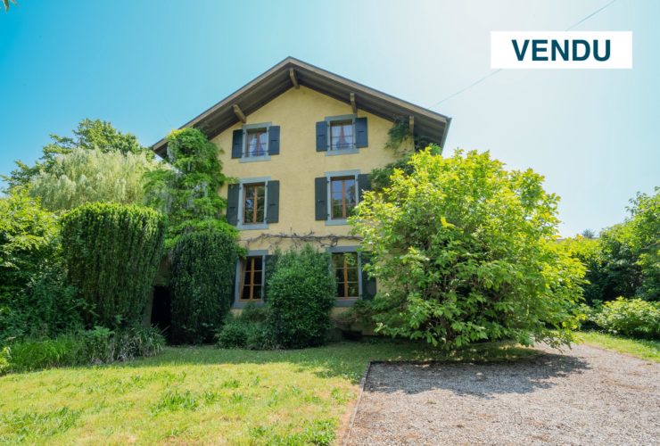 En co-exclusivité: Maison 11 pièces / 6 chambres, à proximité du lac