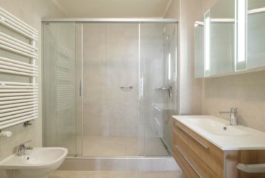 Lumineux appartement 4 pièces avec piscine intérieure