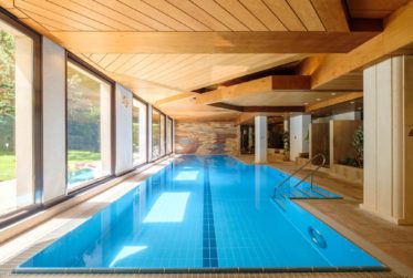 Lumineux appartement 4 pièces avec piscine intérieure