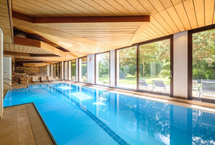 Lumineux appartement 4 pièces avec piscine intérieure