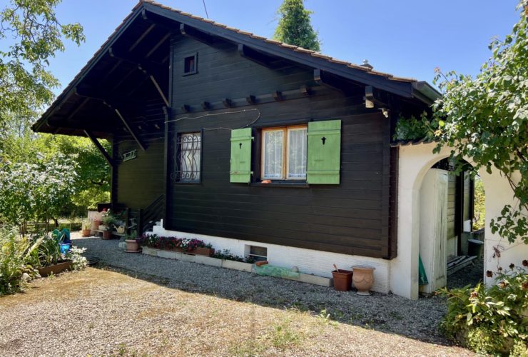 En exclusivité: Maison individuelle avec jardin de plus de 3000 m2