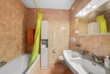 En exclusivité: Lumineux 5 pièces familial avec jardin