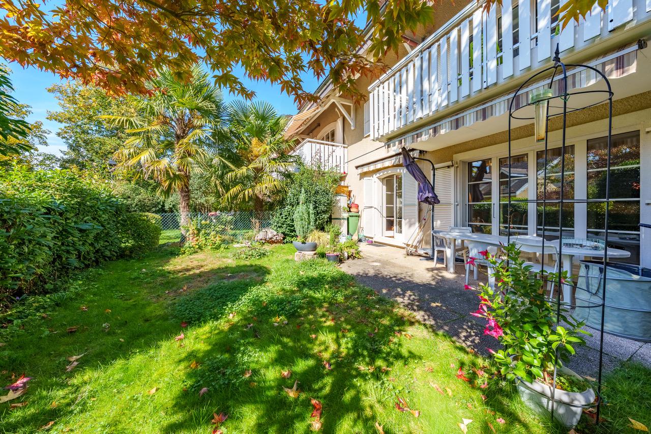 En exclusivité: Lumineux 5 pièces familial avec jardin