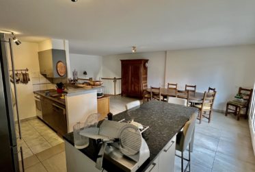 6 Rooms Flat, Apartment with garden