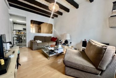 En exclusivité: Maison de village avec deux logements, 11 pièces / 6 chambres