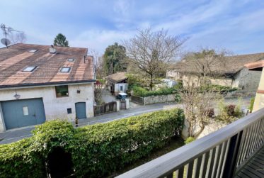 En exclusivité: Maison de village avec deux logements, 11 pièces / 6 chambres