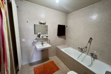 En exclusivité: Maison de village avec deux logements, 11 pièces / 6 chambres